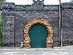 Ornate_garage(^)_door_at_Machynlleth_-_geograph.org.uk_-_471213.jpg